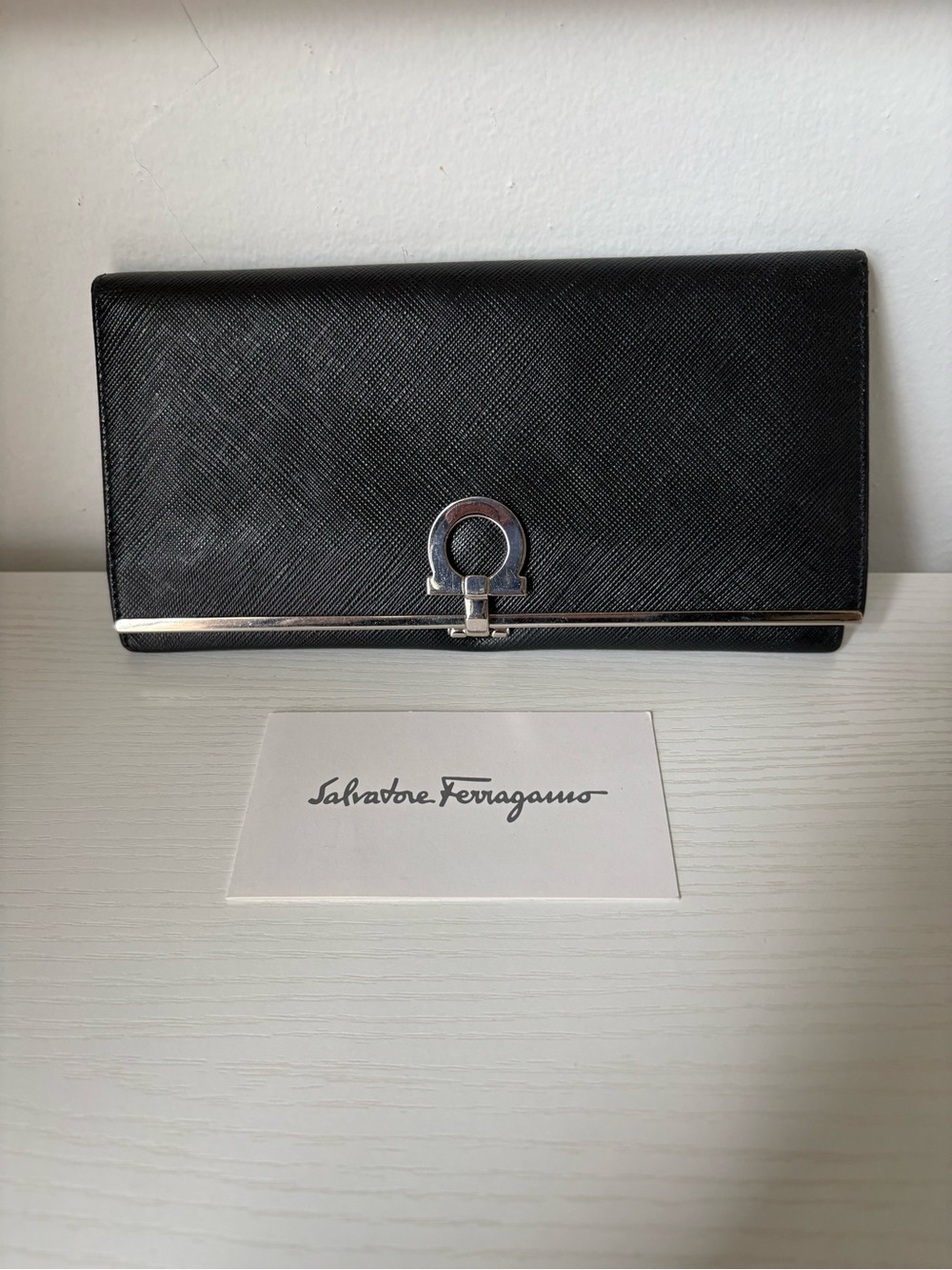Salvatore Ferragamo Black Leather Gancini Continental Wallet EUC